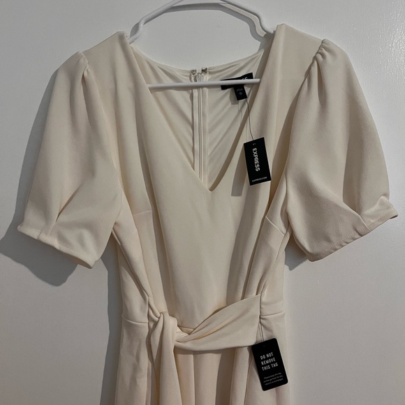 Express Tie Front Dress Size Medium White/Cream Color - Picture 2 of 5